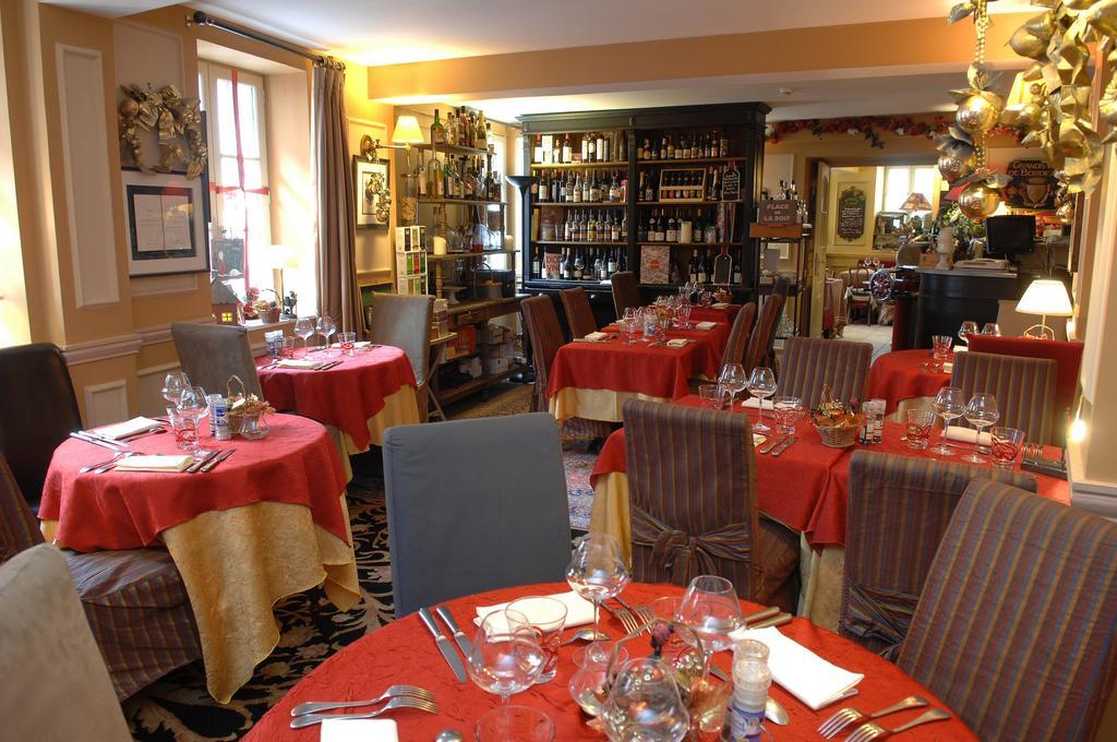 Hostellerie Du Prieure Saint-Prix  Exterior foto